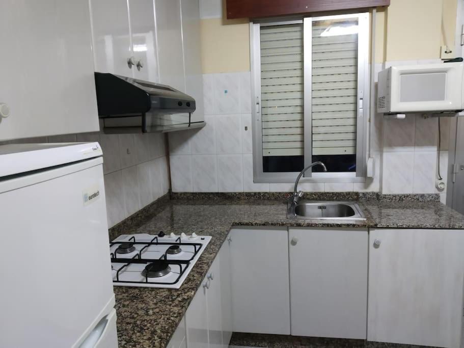 Apartamento Con Terraza Y Vistas Al Mar Bueu Buitenkant foto